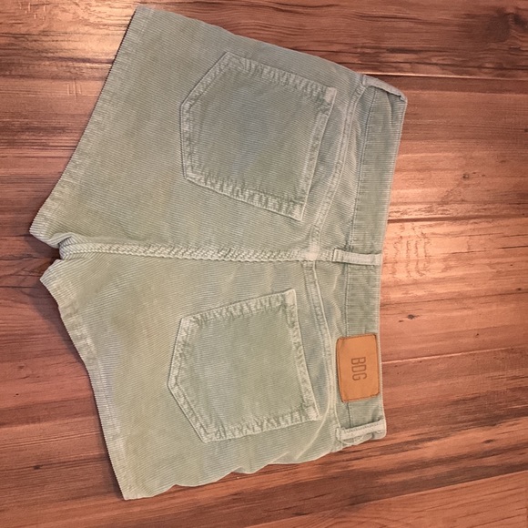 Urban Outfitters Green Corduroy Short Shorts - Picture 1 of 4